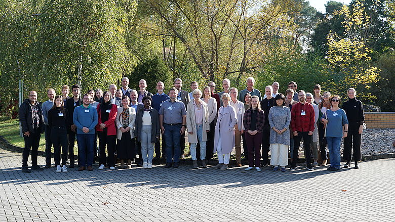 Gruppenaufnahme vom Team von NFDI4Health. 